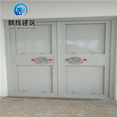 钢制泄爆门应焊接应牢固，焊点分布均匀